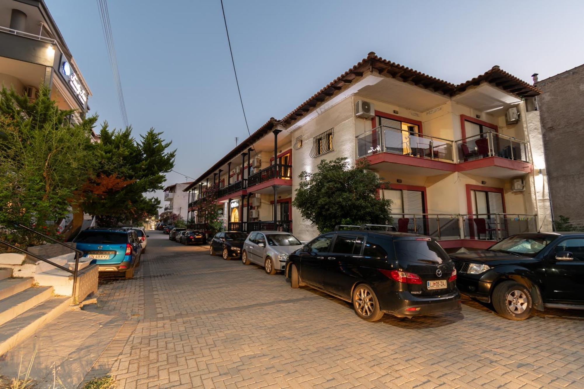 נאוס מרמרס Hotel Petunia מראה חיצוני תמונה